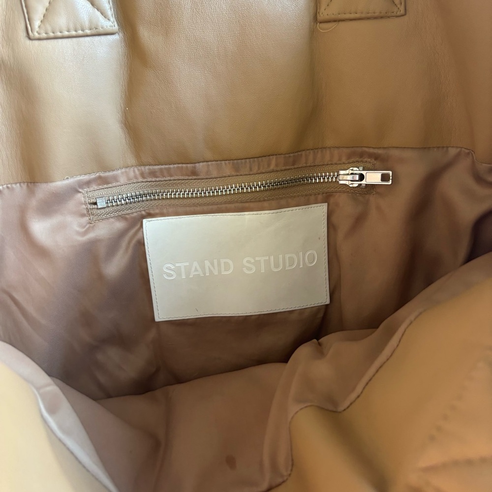 Stand Studio Assante puffy sand quilted faux-leather tote bag - Picture 12 of 12